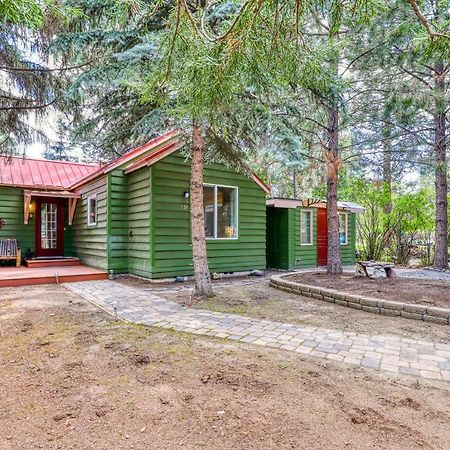 Sisters Downtown 1930S Cottage エクステリア 写真