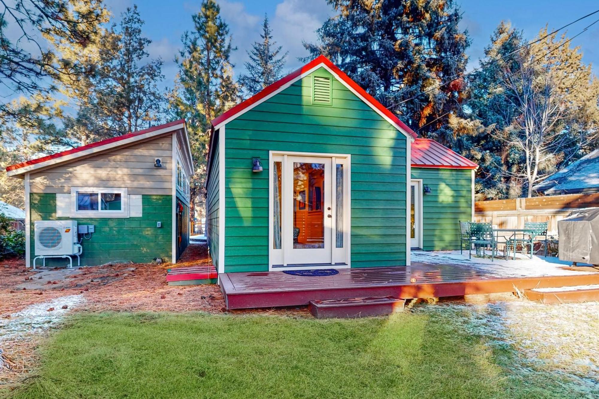 Sisters Downtown 1930S Cottage エクステリア 写真